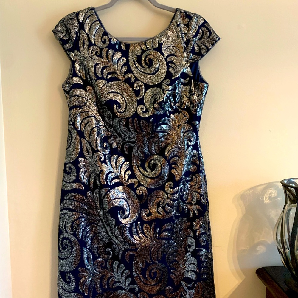 Navy and Silver Adrianna Papell Dress Size 8